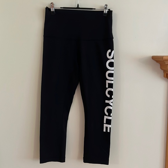 Lululemon Soul Cycle Crop Pants Size 6